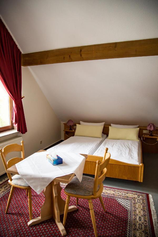 Hotel Janssen Bodenheim Bagian luar foto