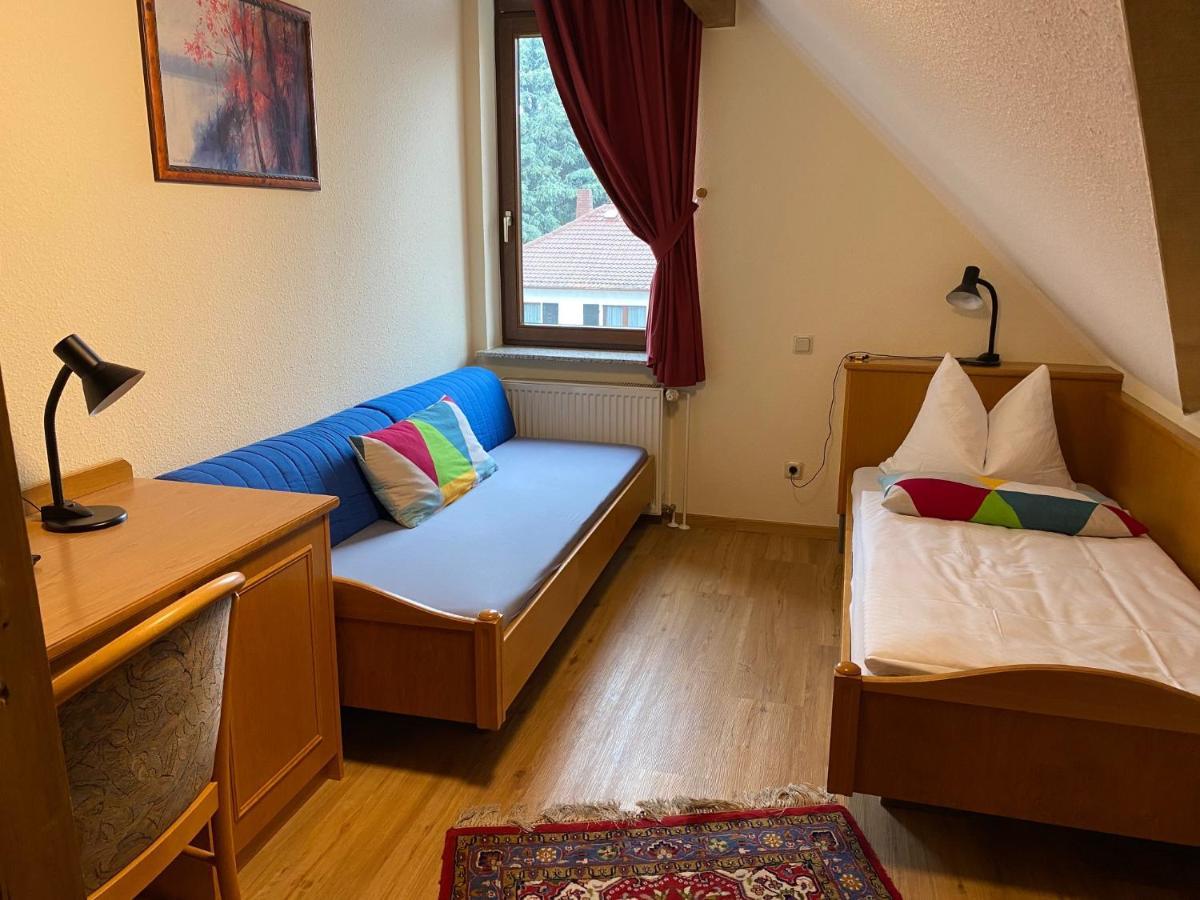 Hotel Janssen Bodenheim Bagian luar foto