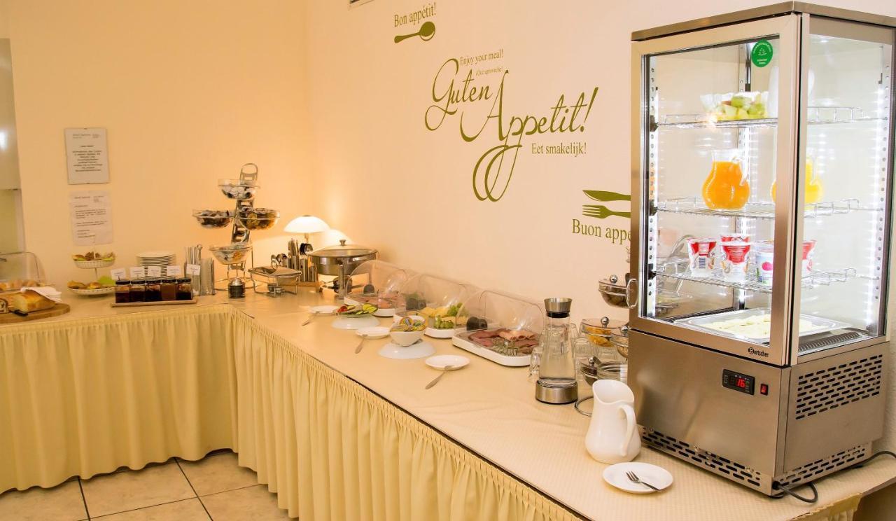 Hotel Janssen Bodenheim Bagian luar foto