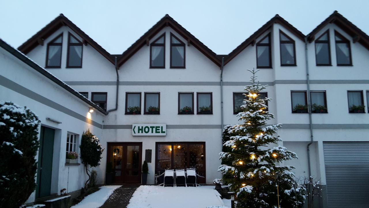 Hotel Janssen Bodenheim Bagian luar foto